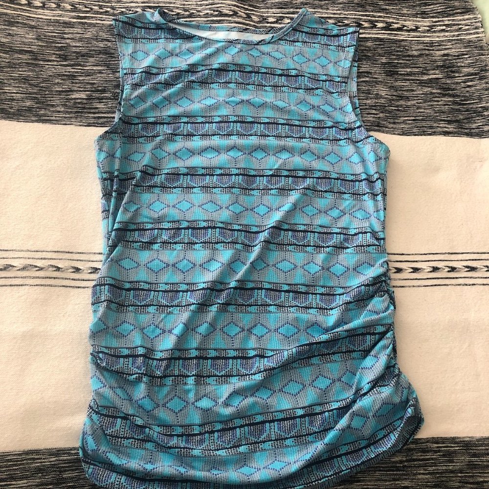 Carve designs sleeveless tank top rash guard M